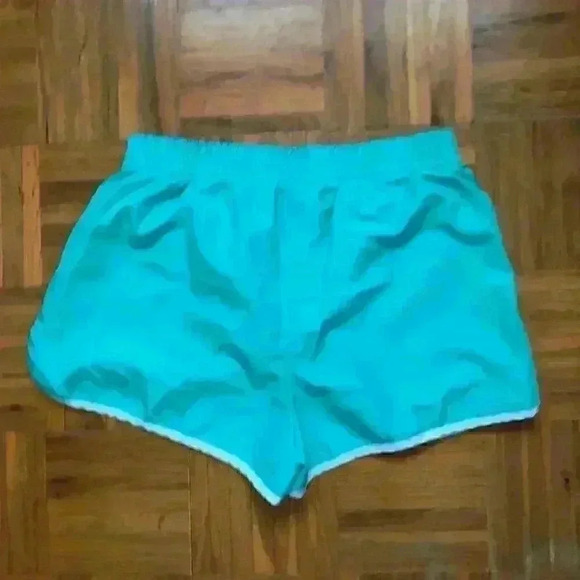 CHAMPION light teal running shorts with lining YOUTH XL - Picture 2 of 5